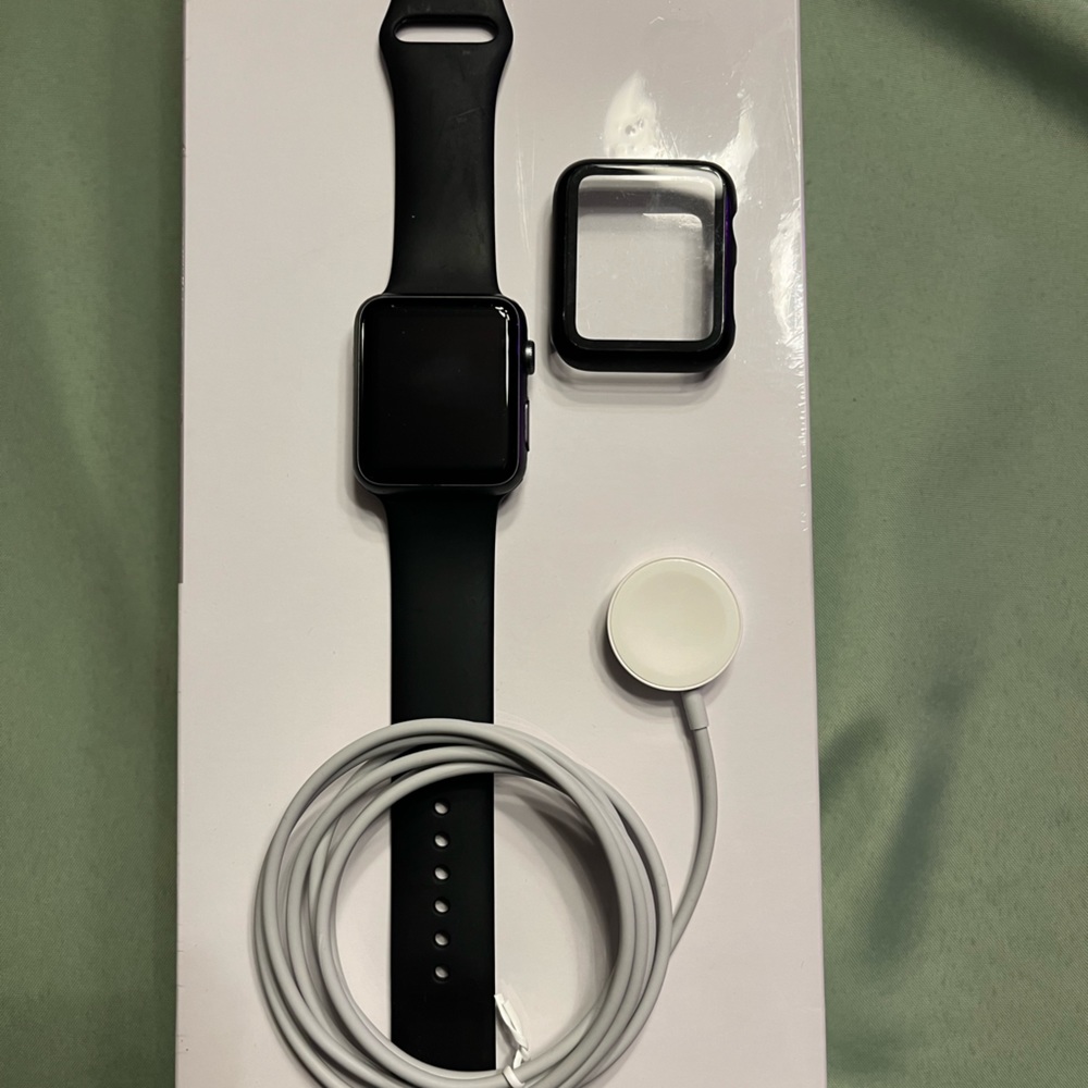 Apple Watch 40 mm series 7000